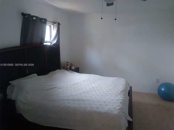 5th image of 7198 Maple Dr