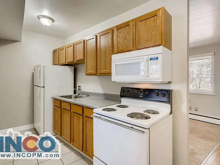 5540 S Sherman St — Photo 4