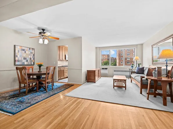 629 Kappock St APT 7N, Bronx, NY 10463