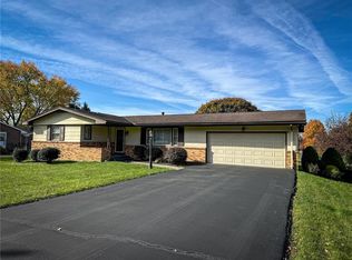 486 S Eberhart Rd, Butler, PA 16001