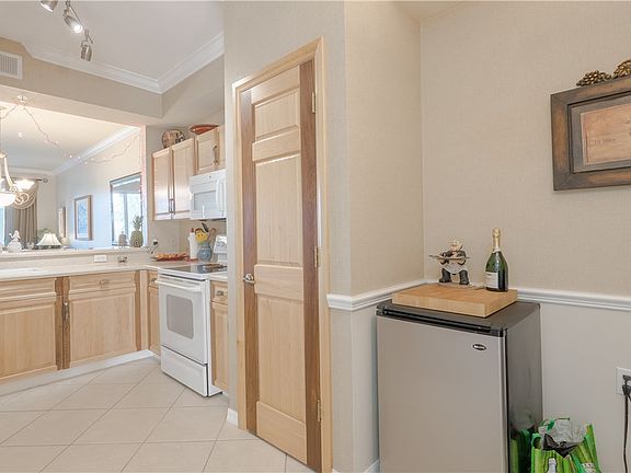 5th image of 19441 Cromwell Ct APT 106