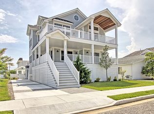282 7th St, Avalon, NJ 08202