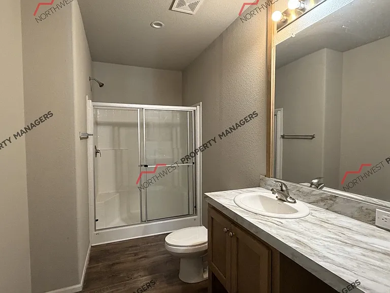 124 Valley View Dr — Photo 12