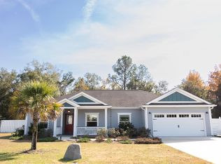 69 Carousel Cir, Crawfordville, FL 32327