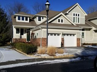 27 Barkman Way, Chester, NJ 07930