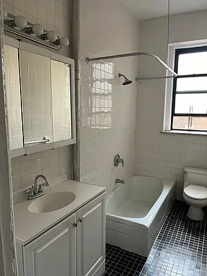 Rented by 220 West 98 Realty LLC | media 6