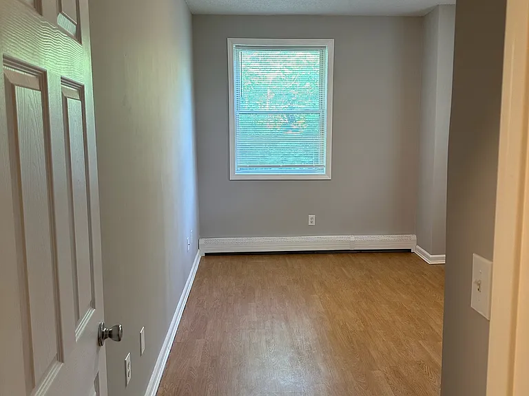 60 Pearl St #2 — Photo 9