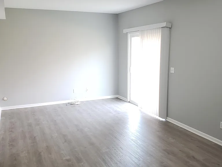 8327 N Nodaway Ave #8327 — Photo 7