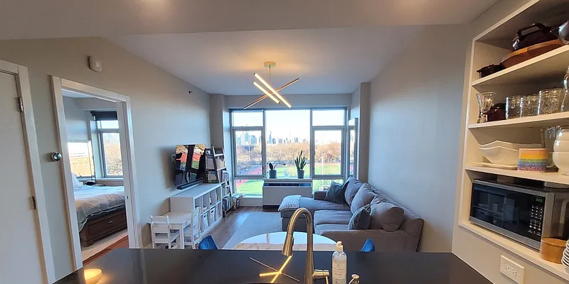 Rented by Miriam Izsak Realty  LLC | media 10