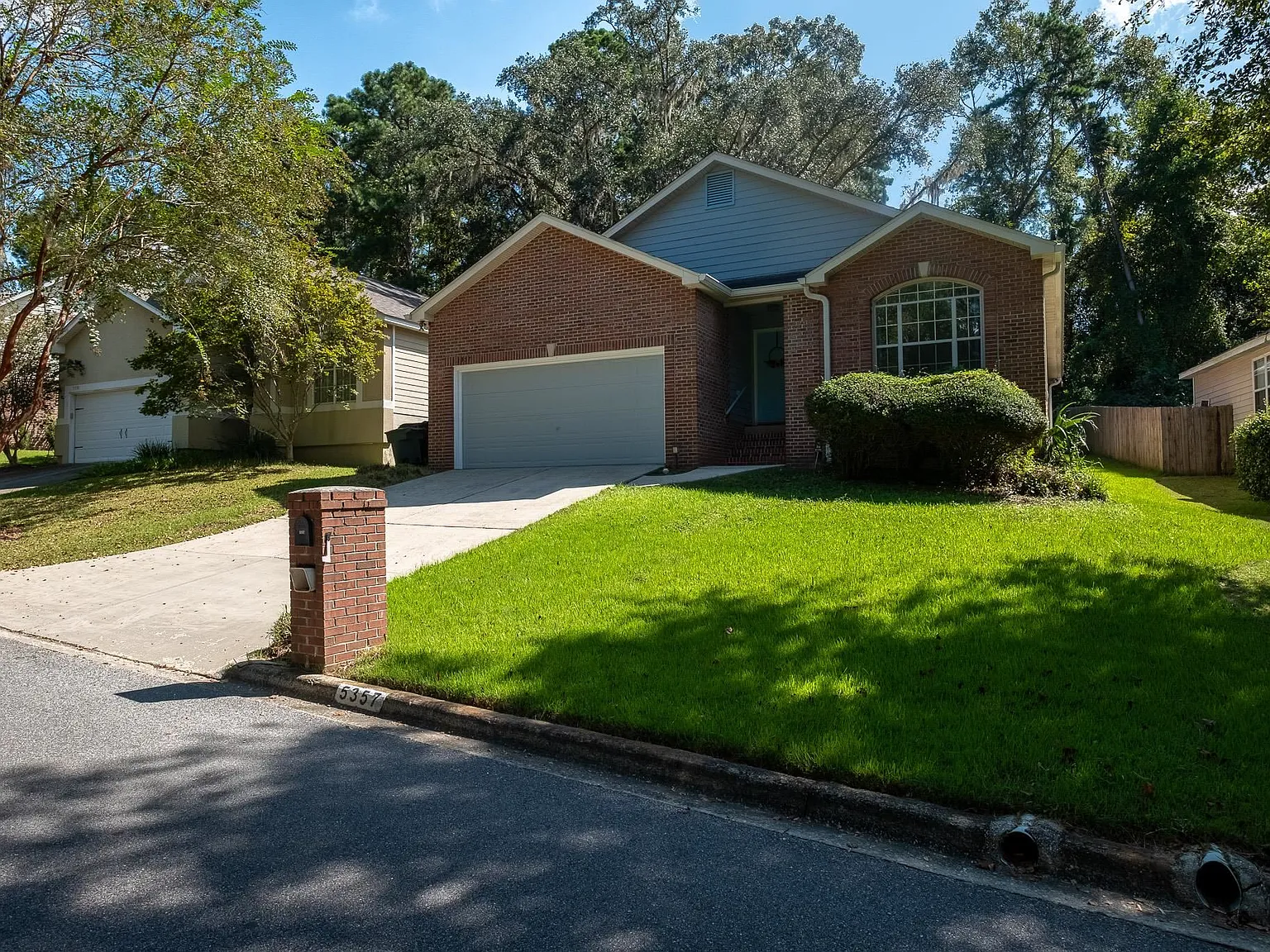 3 bed, 1566 sqft, $2,500 — Photo 2