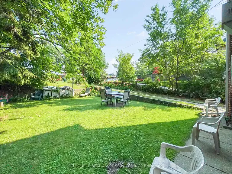 116 Eastwood Rd #2 — Photo 19