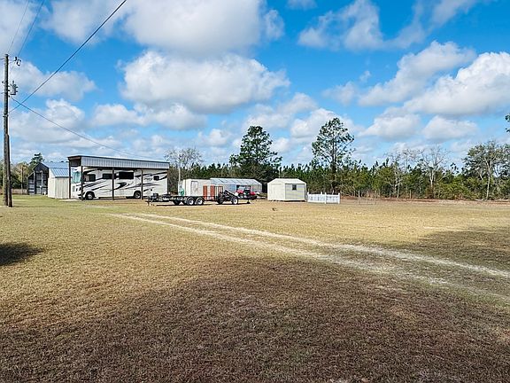 5th image of 747 Ralph Perry Cir