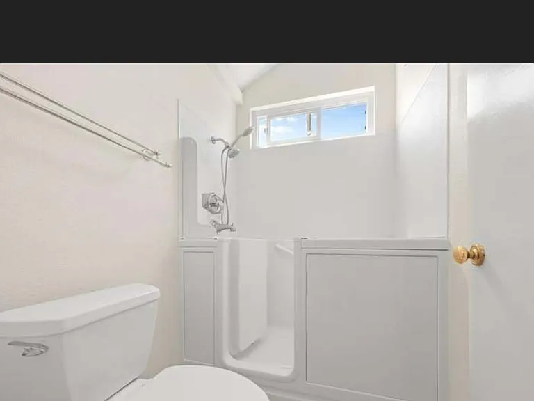 740 Edgewater Dr — Photo 27