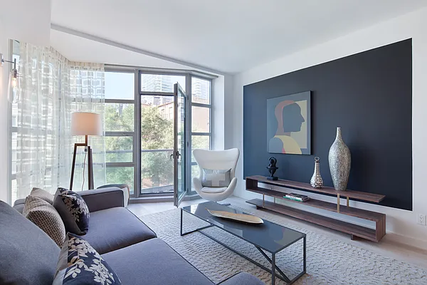 Rented by Corcoran | media 25