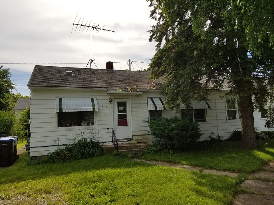 1st image of 934 N 6th Pl