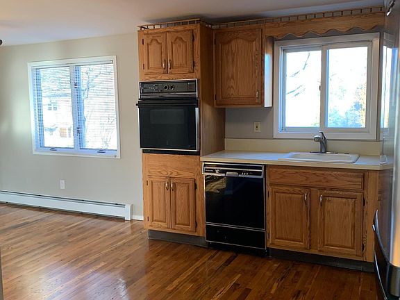 2nd image of 508 N Broome Ave