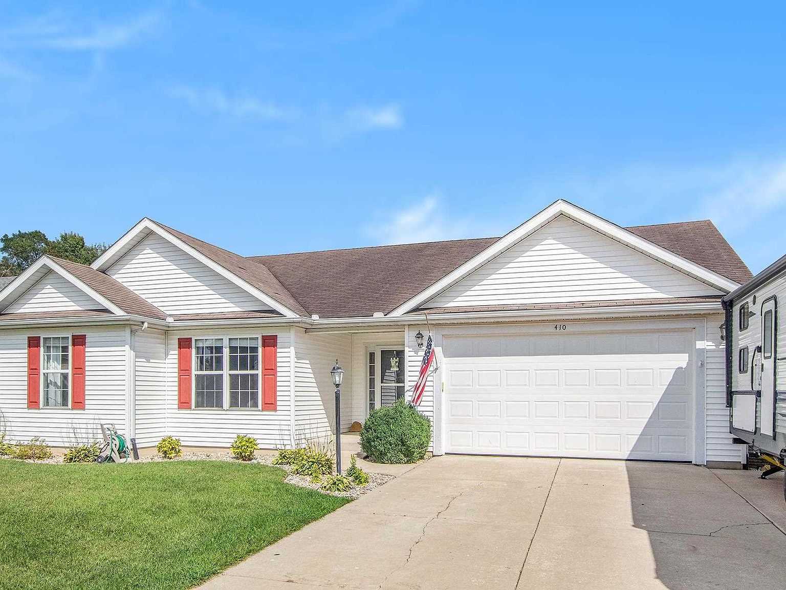 410 Shepherds Cove Dr, Osceola, IN 46561 Zillow