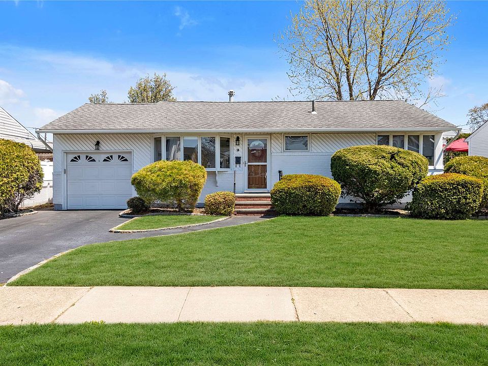 1st image of 18 Janet Dr