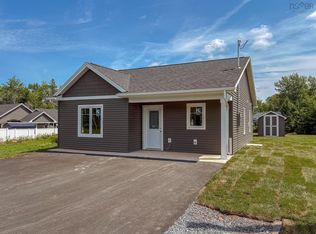 37 Amelia Ave, Stewiacke, NS B0N2J0