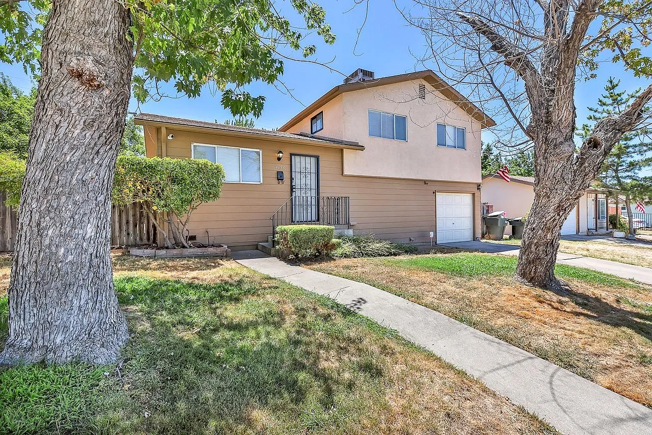 4156 Cornelia Way photo 1