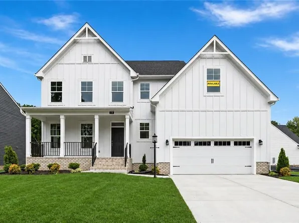13 Valmoore Dr, Poquoson, VA 23662