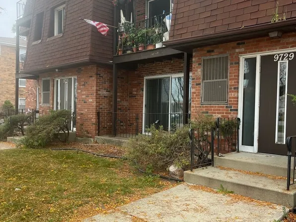 9729 Ridgeland Ave APT 102C, Oak Lawn, IL 60453