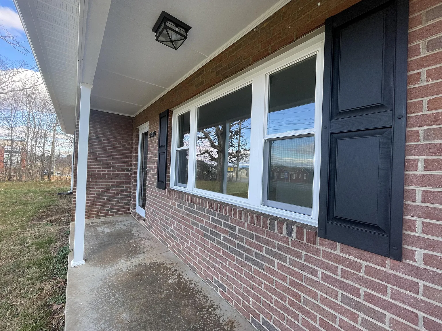 041-01: 317 Enola Road - 1 — Photo 2
