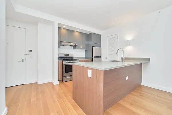 Rented by Living New York | media 3