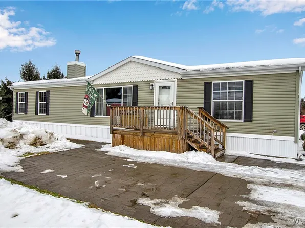 146 Valley Dr, Great Valley, NY 14741
