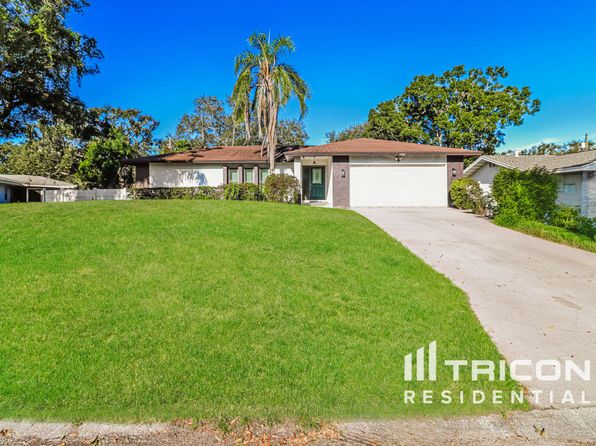 1392 Fairfield Dr