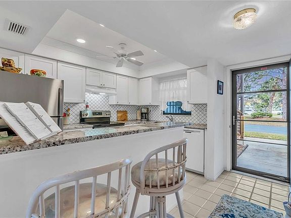 2nd image of 927 Capri Isles Blvd APT 7