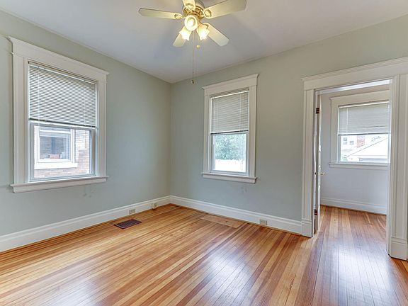 3rd image of 3842 Floral Ave Floor 1