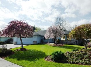 1251 Paulita Dr, Medford, OR 97504