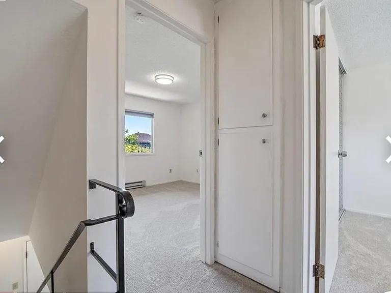 3028 Deakin St #4 — Photo 8
