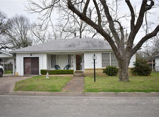532 Evelyn St, Rockdale, TX 76567
