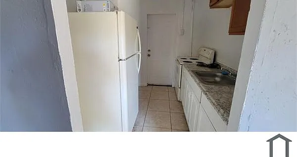 843 NW 13th Ave — Photo 4