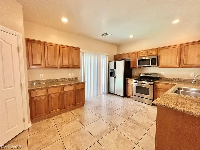 5014 Tunnel Falls Dr — Photo 13