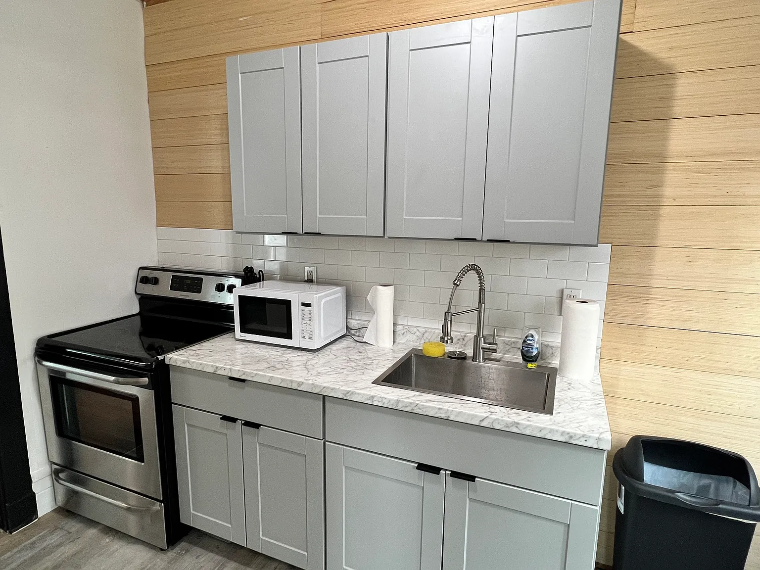 OFF Broadway Triplex — Photo 3