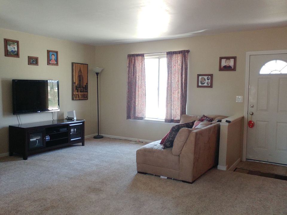 1st image of 35047 Florence St