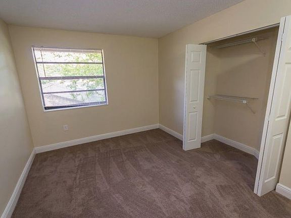 5th image of 631 Mulberry Ln