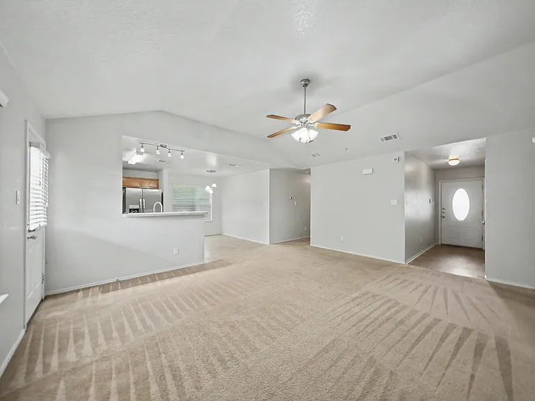 1123 Marlee Cir — Photo 8