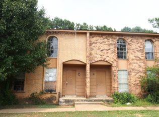 5586 Apple Blossom Dr, Memphis, TN 38115