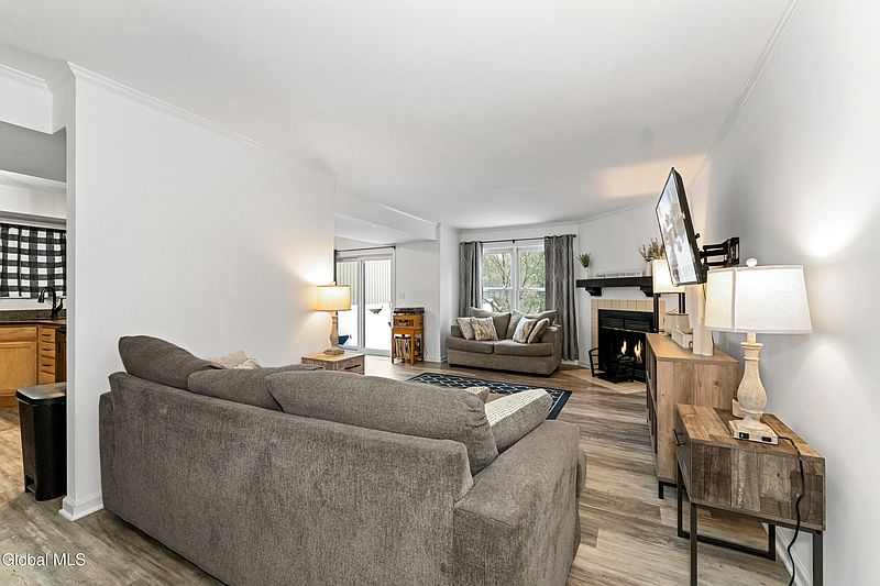 5th image of 216 Harvard Road