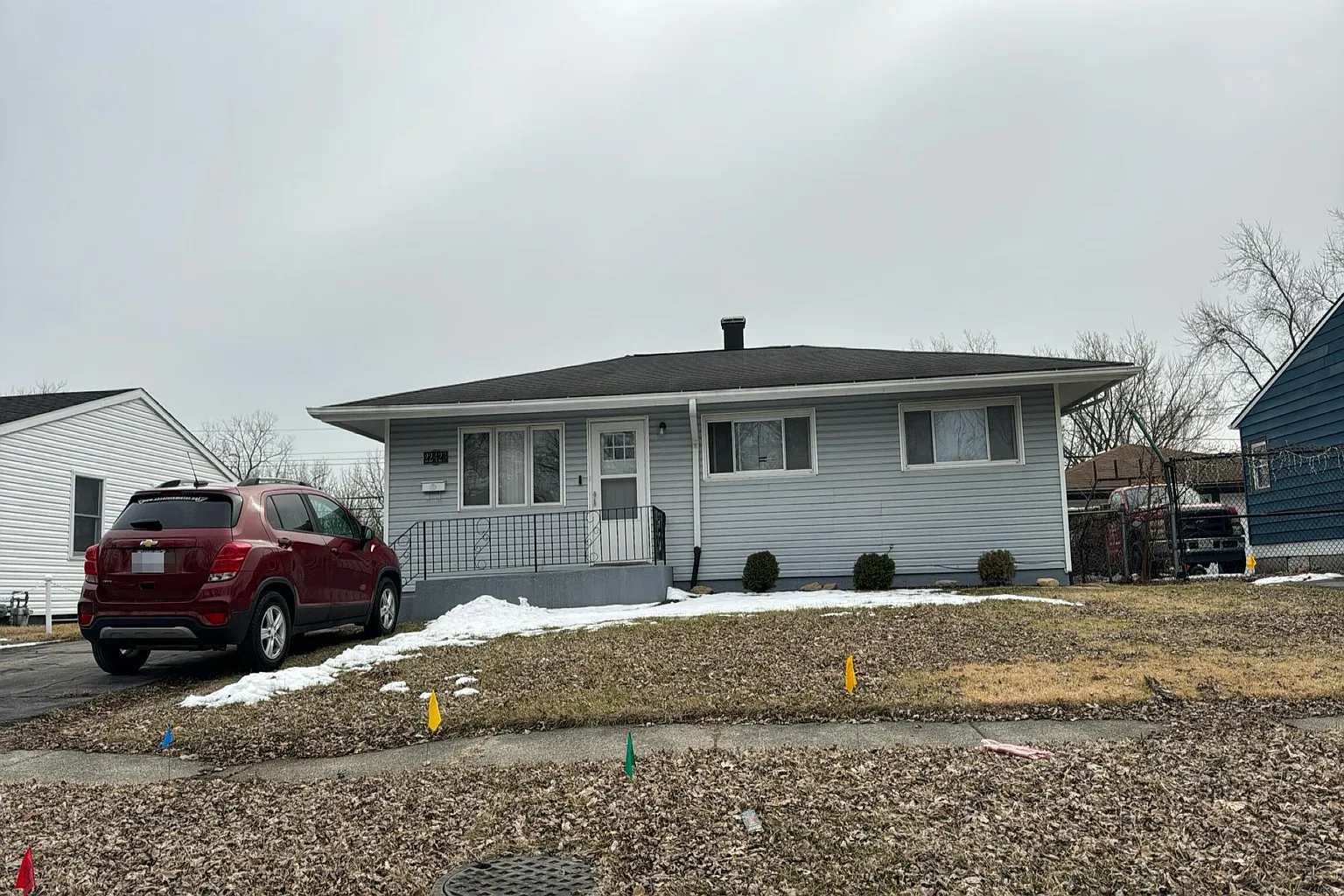 22423 Yates Ave photo 1