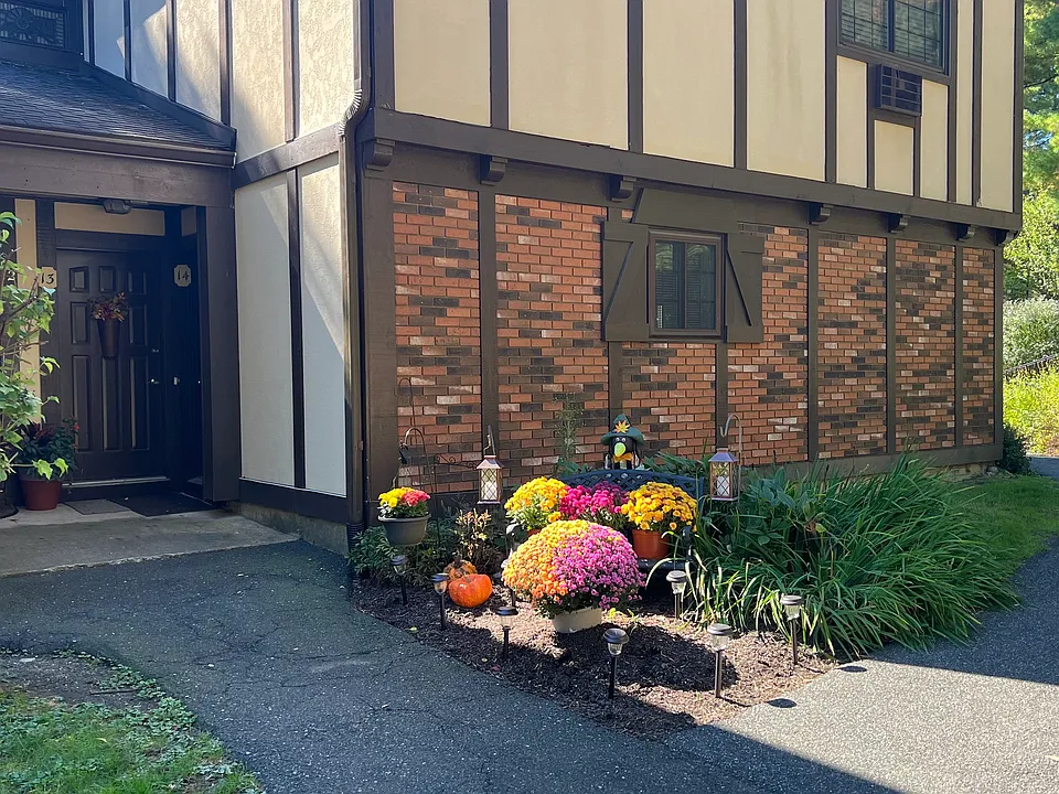 First Floor Private Corner Unit
in Tranquil Setting