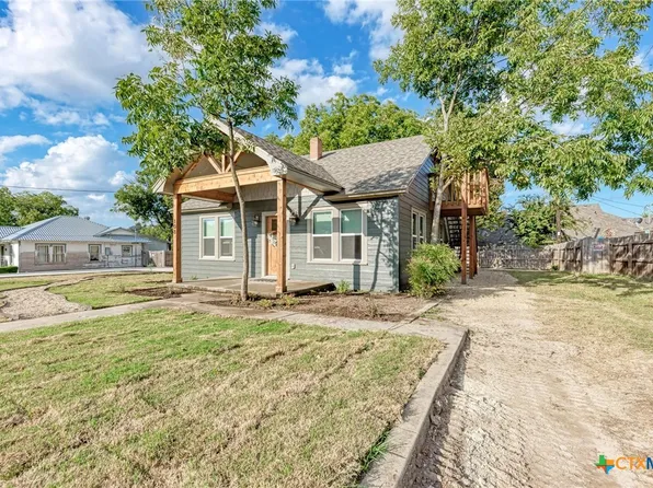 108 S Porter St, Lampasas, TX 76550