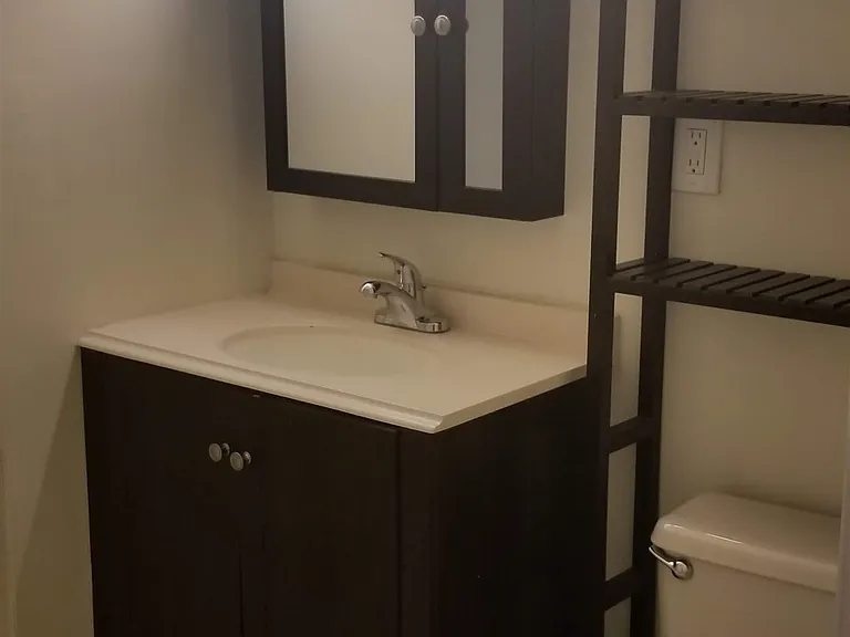 264 9th St #4D — Photo 7