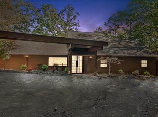 626 Petit Ridge Dr, Jasper, GA 30143