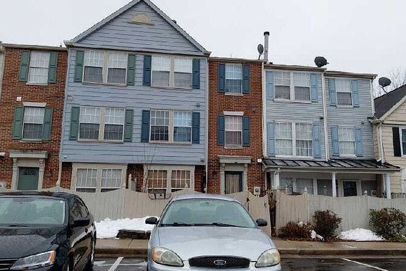 1st image of 562 Cascade Way