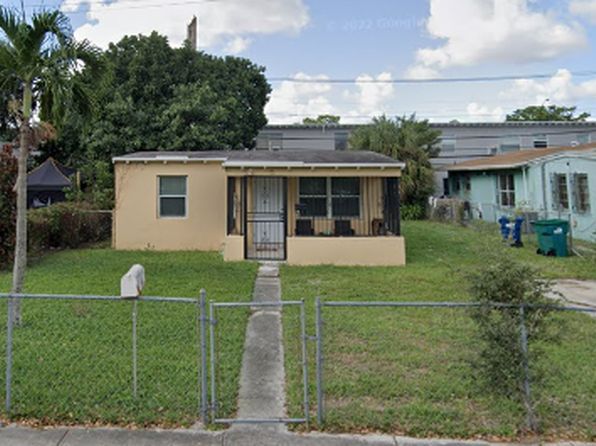 14310 NW 21st Ct